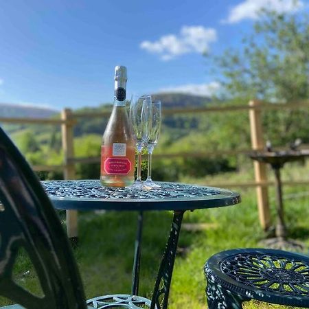 Vila Couples Getaway, With Mountain Views/Dog Friendly Crickhowell Exteriér fotografie