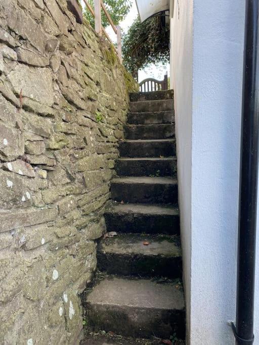 Vila Couples Getaway, With Mountain Views/Dog Friendly Crickhowell Exteriér fotografie