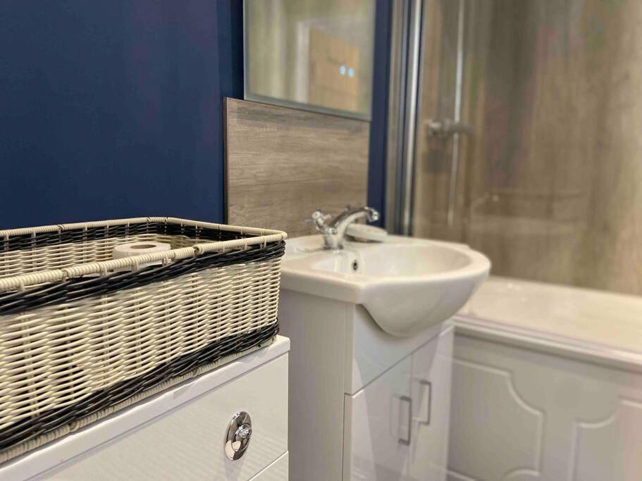 Vila Couples Getaway, With Mountain Views/Dog Friendly Crickhowell Exteriér fotografie